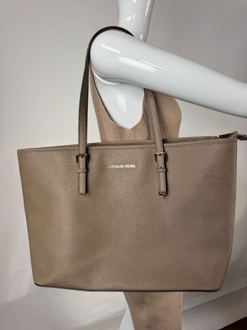 Michael Kors Beige Laptop Tote With Multiple Pockets And Gold Hardware